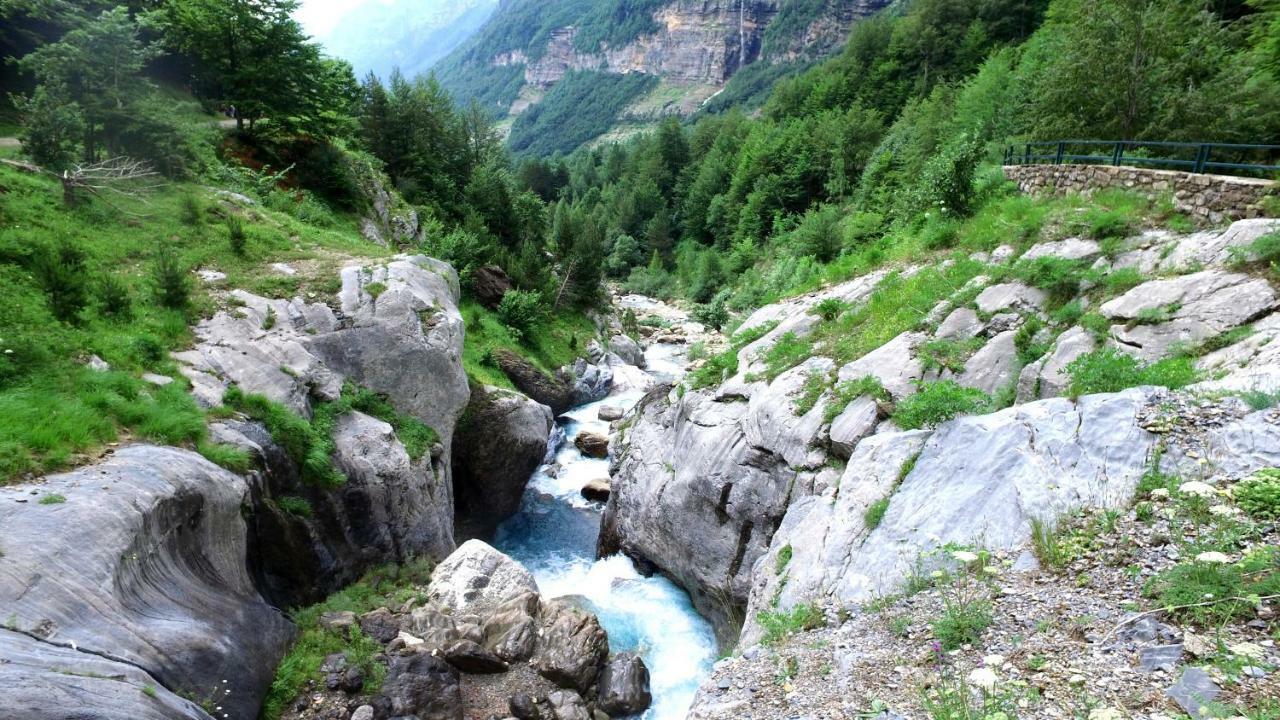 Vvf Saint-Lary-Soulan Hautes-Pyrenees ภายนอก รูปภาพ